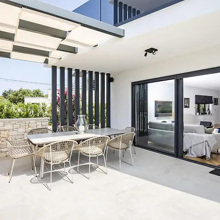 Bb Near Rovinj By Interhome *